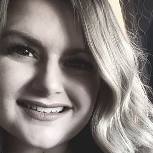 Meet your Posher, Shelby